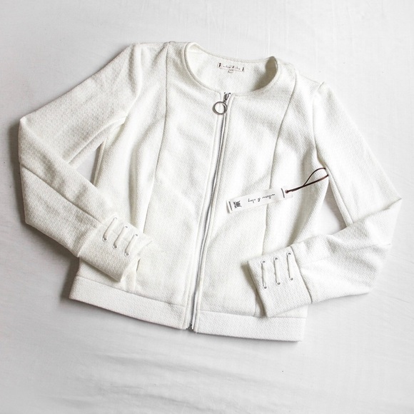Willow & Clay Jackets & Blazers - WILLOW & CLAY ZIPPER CROPPED JACQUARD JACKET WHITE